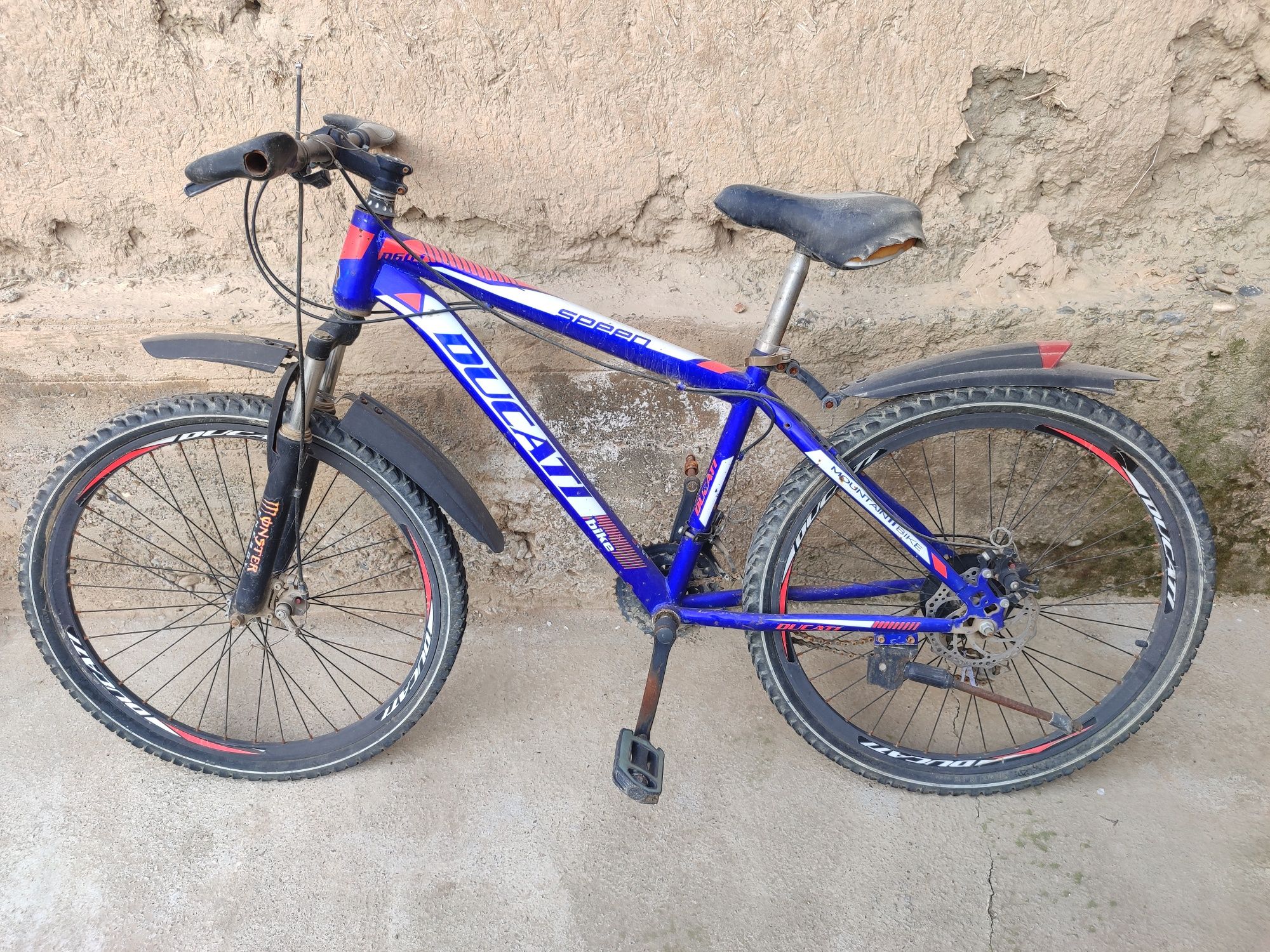 Velosiped sotiladi