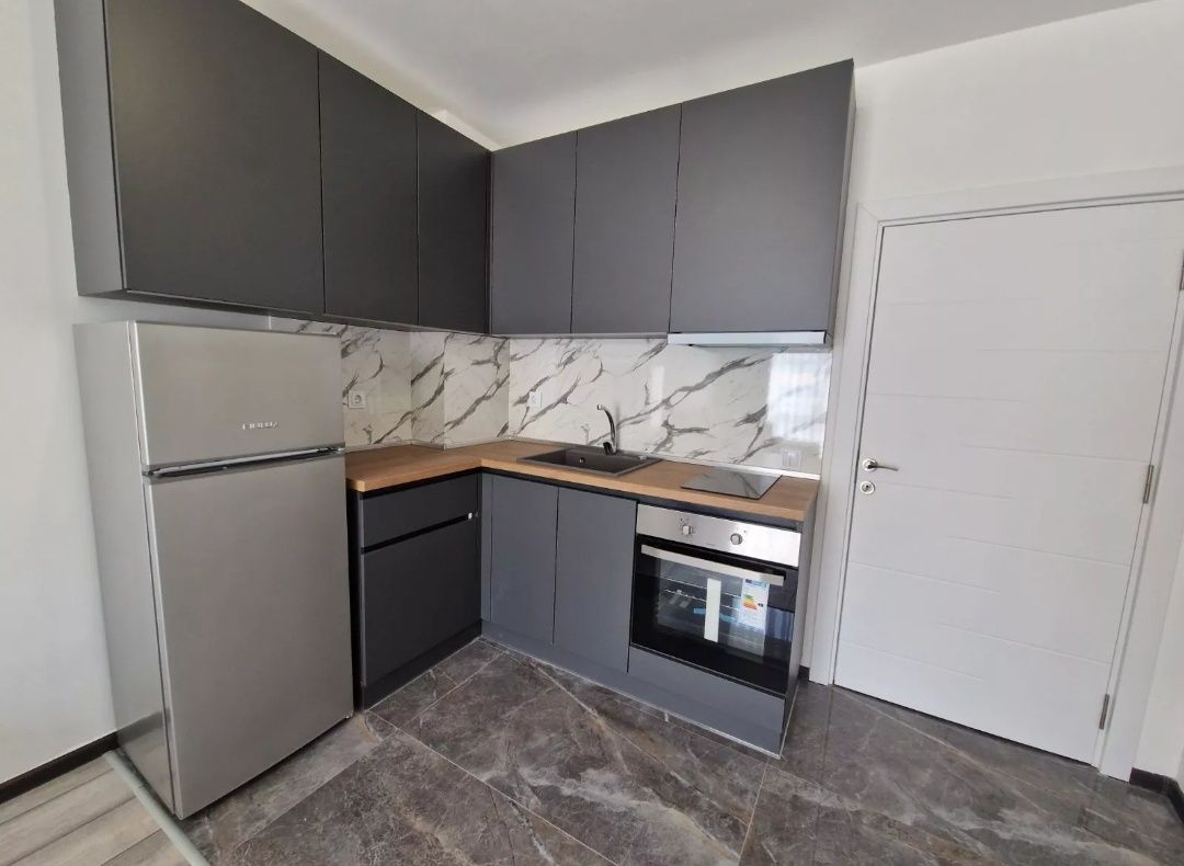 Продава се Двустаен апартамент в София, Студентски град - 78 кв.м за 6 €/кв.м - Снимка #1