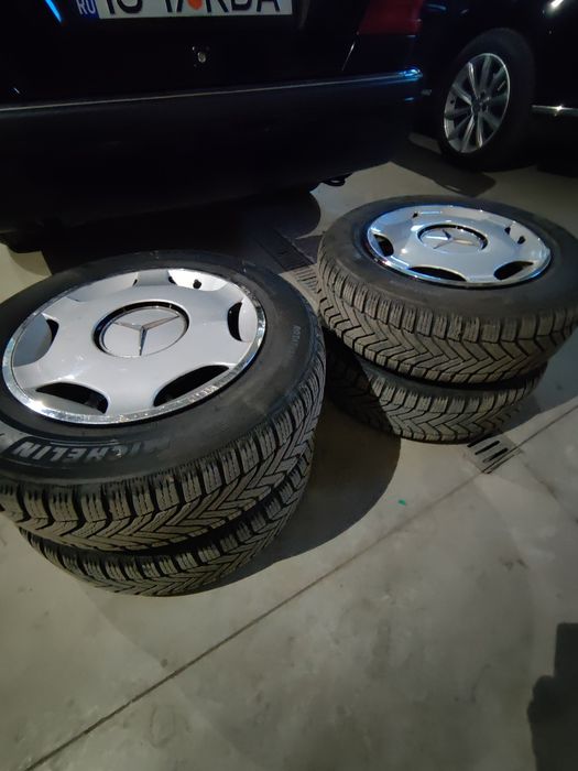 Vând Mercedes Benz w202