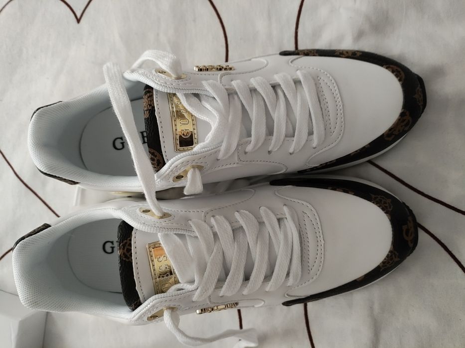Adidași Guess originali