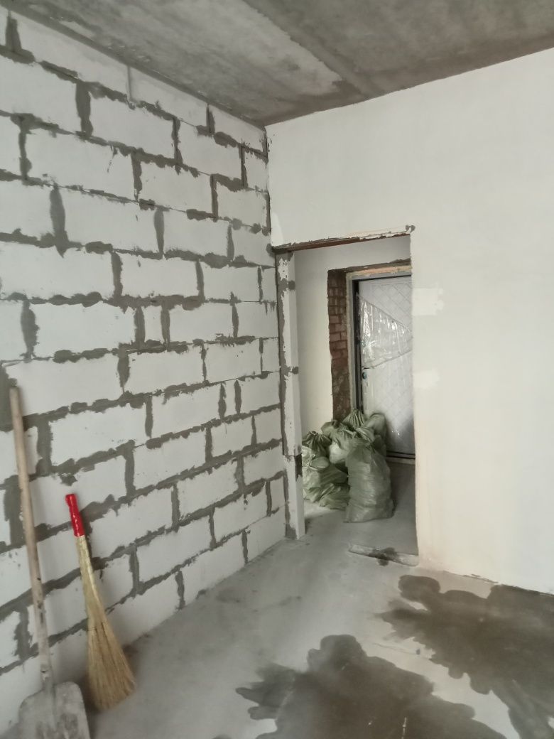 Каменщик.Перепланировка квартиры возведение стен и меж комнатных перег