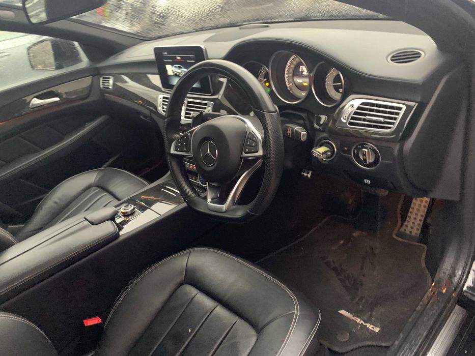 Dezmembrez mercedes cls 250 D 2.2 euro 6/cls w218 pachet AMG/bara fata