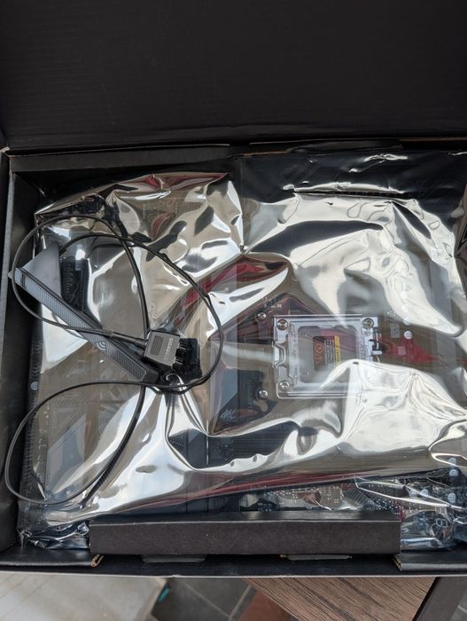 Placă de bază AM5 Aorus X870E Elite Wifi gigabyte