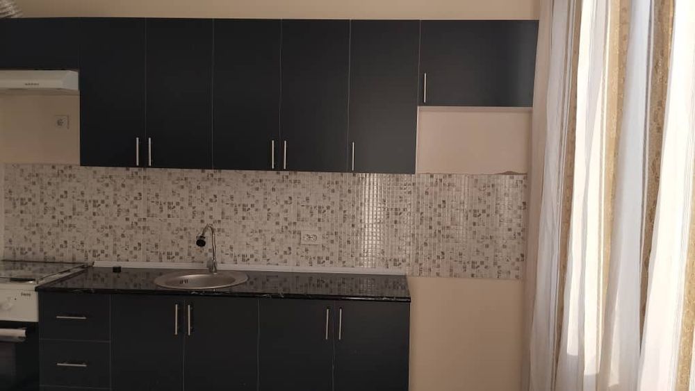 Квартира сотилади