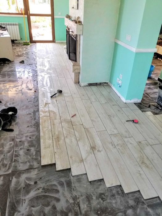 Лепя плочки ремонт и поддръжка