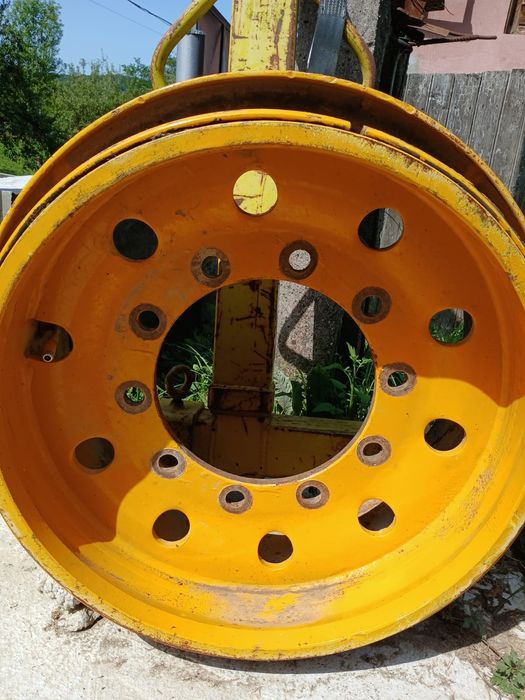 Janta liebherr carlig macara furca paleti