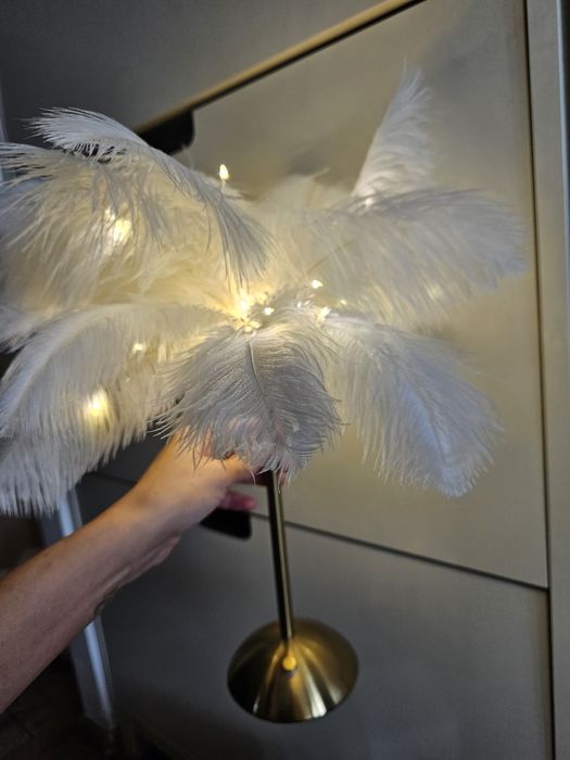 Lampă de birou din puf