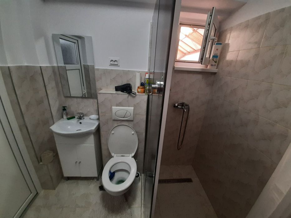 Garsoniera / Apartament cu 2 camere in regim hotelier