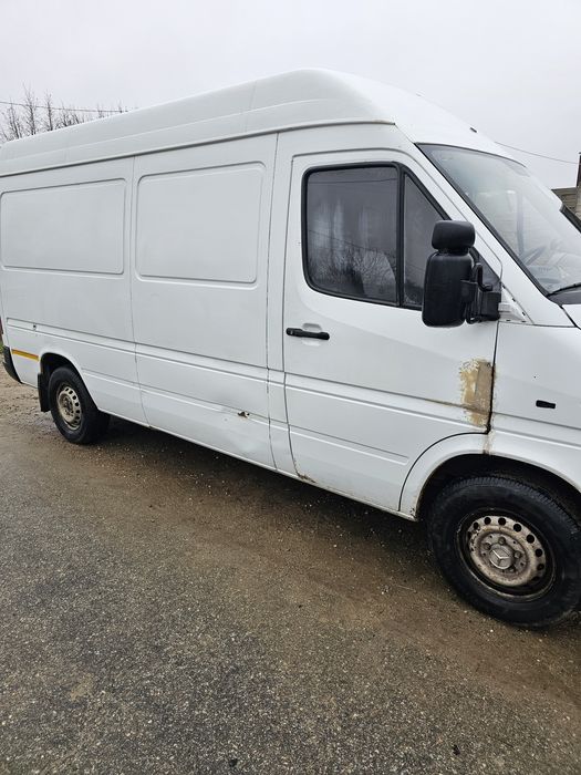 MERCEDES sprinter