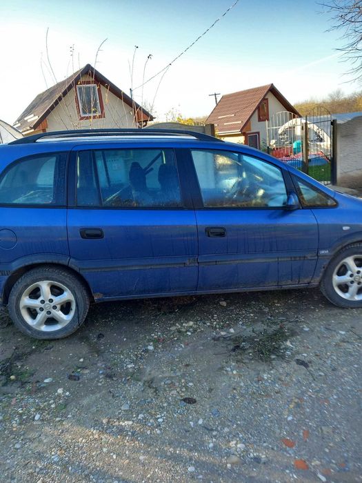 vand opel zafira 2002 1.8 benzina+GPL