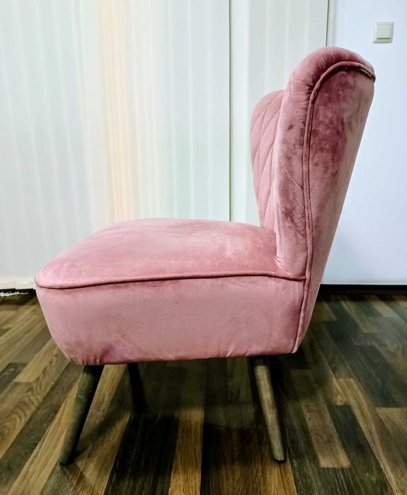 Стол в отлично състояние