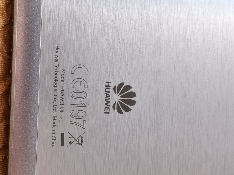 HUAWEI KII L21 андроид