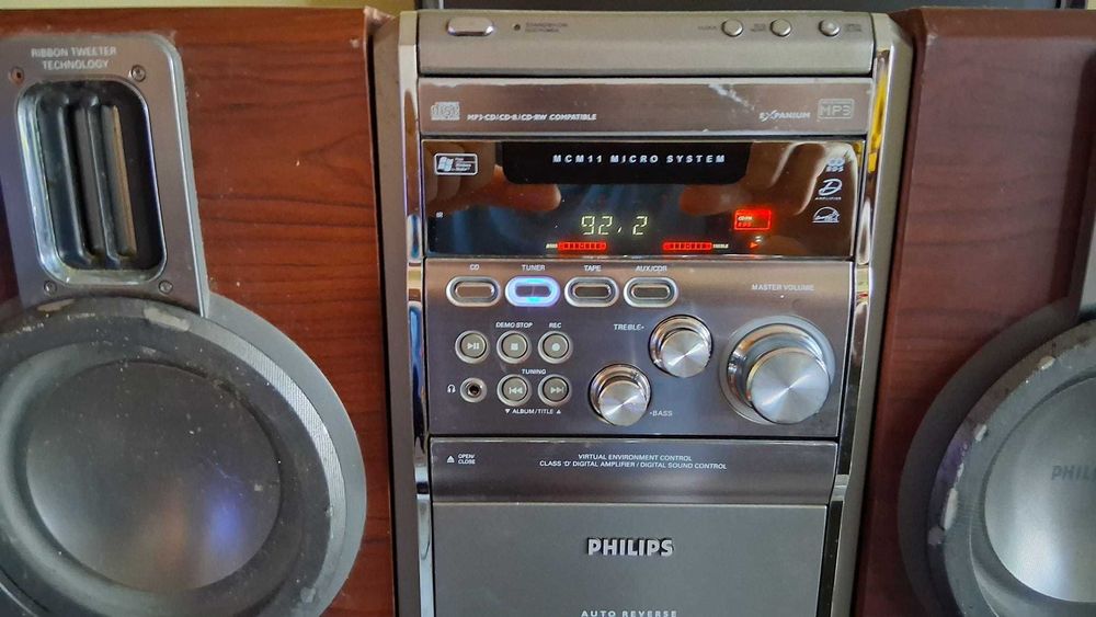 Combina muzicala Philips cu 2 boxe