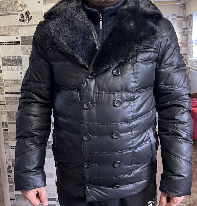 Продам мужской пуховик