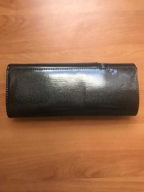 Чанта Клъч / Clutch Bag  - черна, лак с брокат, подвижна дръжка
