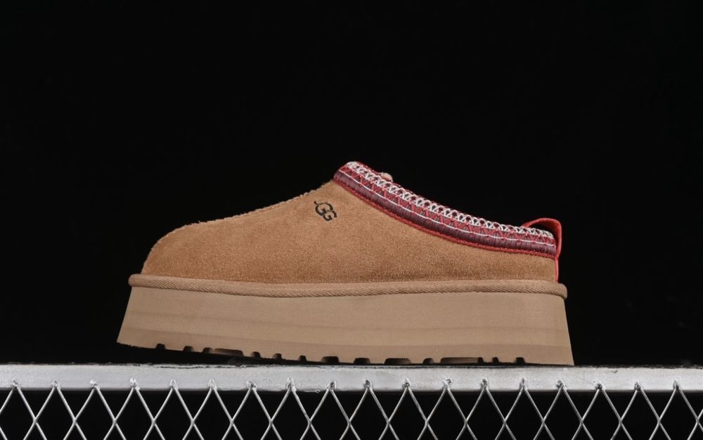 Vand UGG Tazz Slipper