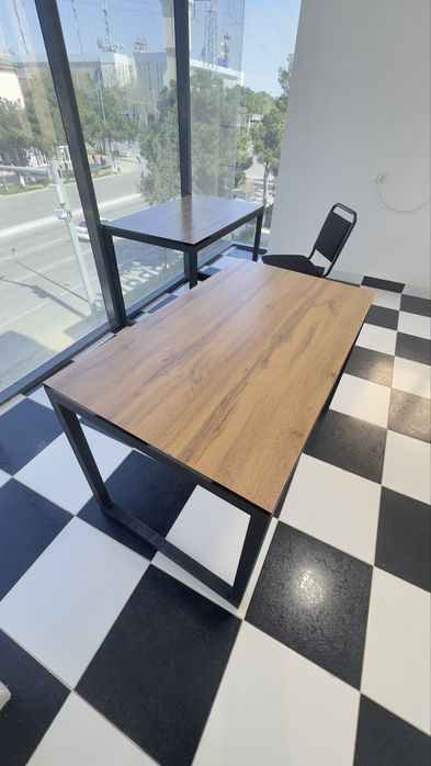 Stollar sotiladi, o'quv markaz, ofis, oshxona uchun