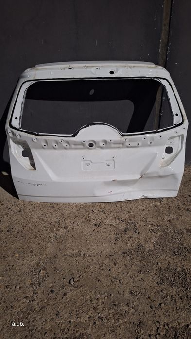 Продам крыжку багажника