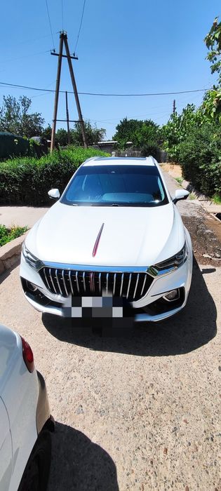 Hogqi HS5 2turbo dvigatel