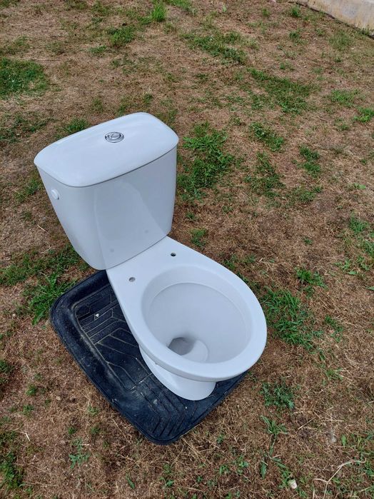 тоалетна чиния моноблок нов