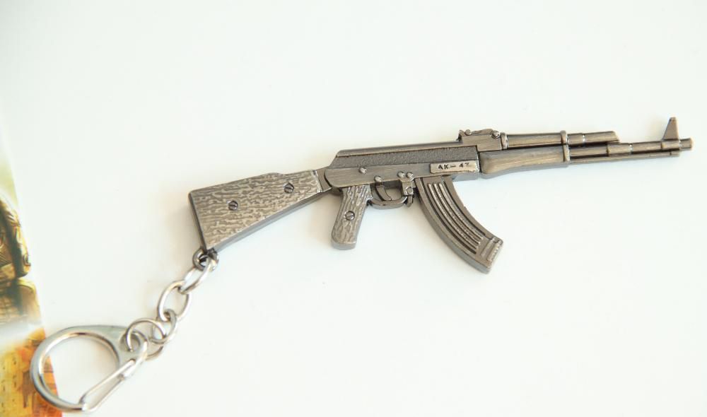Counter Strike AK-47 колекционерски метален ключодържател