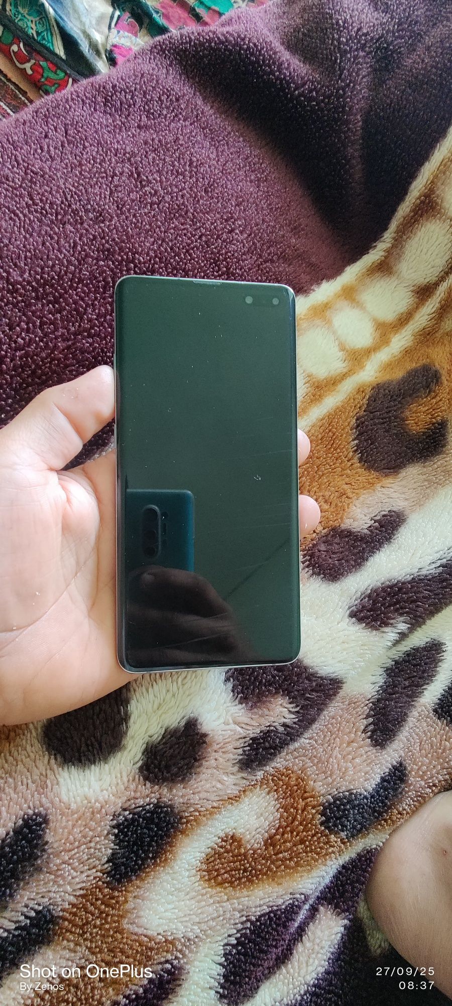 Samsung s 10 5G holati zor 8 256