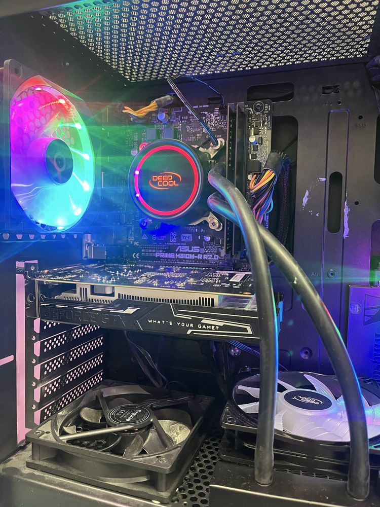 Vand Pc/Piese Gaming