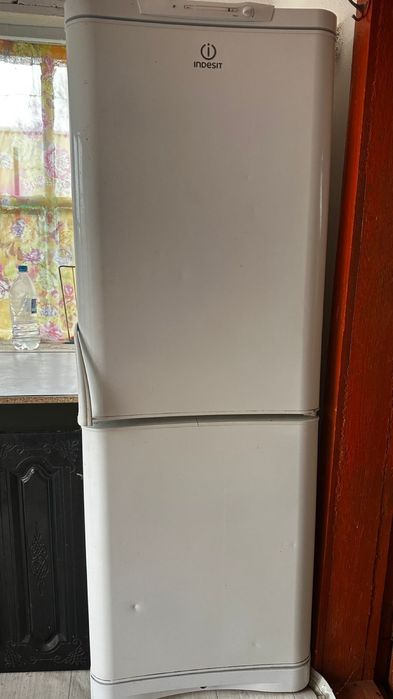 Холодильник Indesit — отлично работает!
