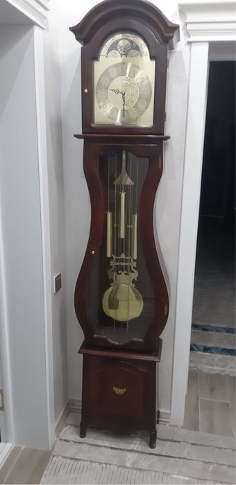 Напольные часы