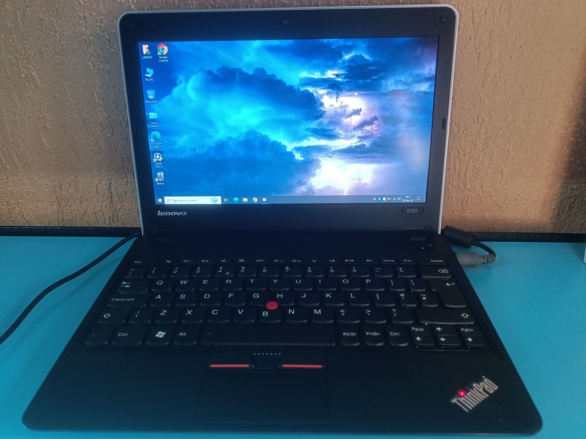 Laptop Lenovo ThinkPad Edge E125 AMD E450 1,65Ghz | 4Gb ram | 320Gb