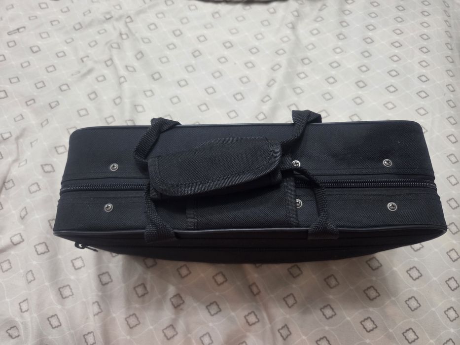 Clarinet prețul este negociabil