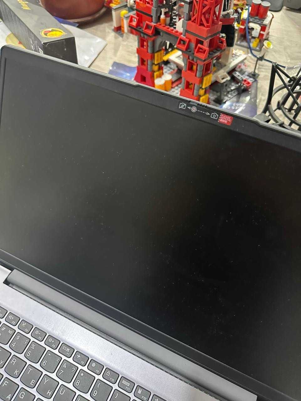 Продается ноутбук Lenovo Ideapad 3