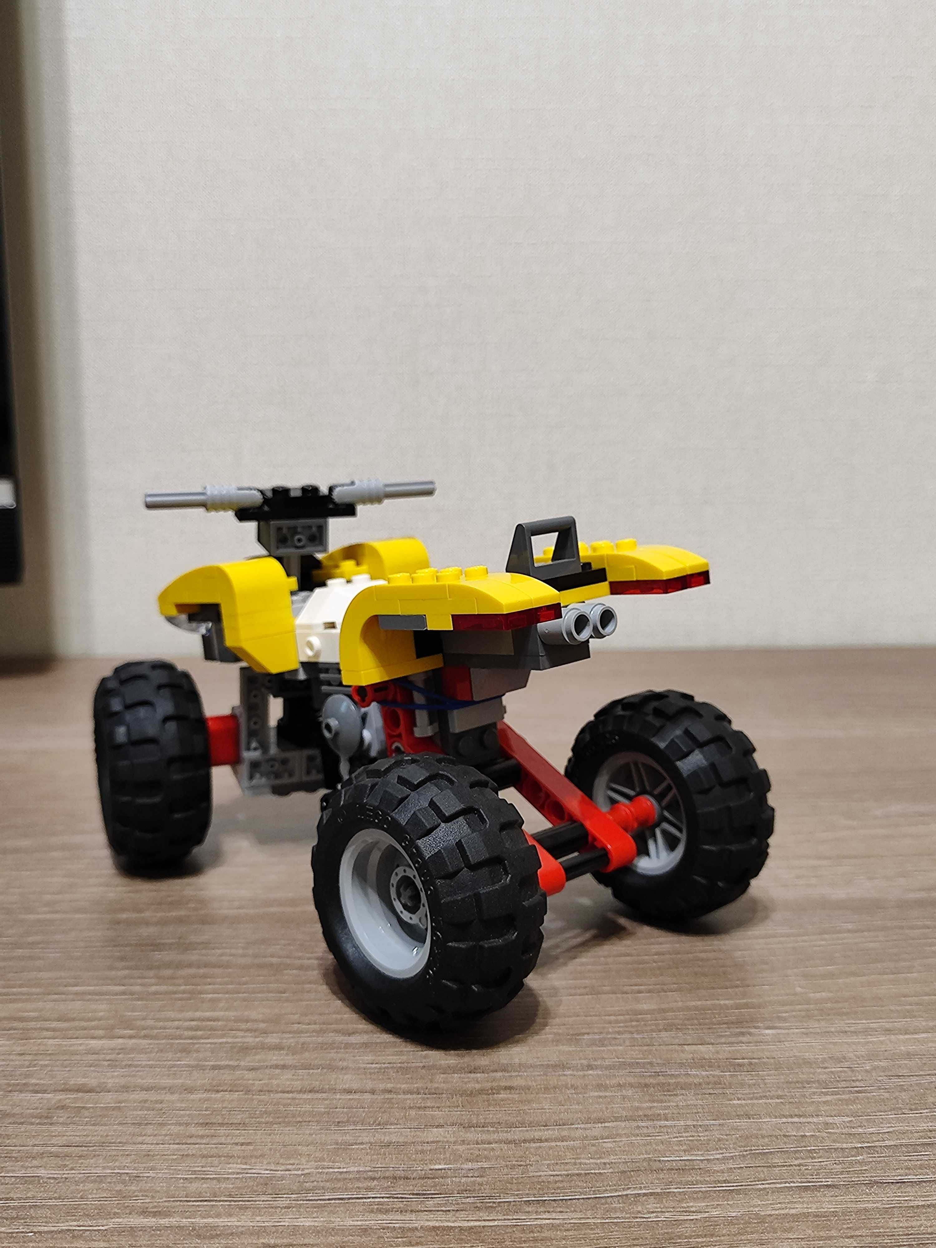LEGO Квадроцикл Конструктор (3 в 1) LEGO City 31022