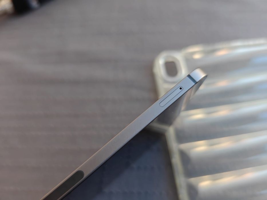 iPad mini 6 cu SIM