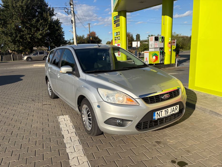 Ford focus  2010