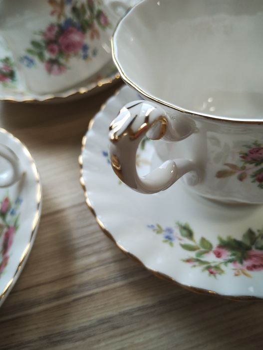 Royal Albert сервиз за чай