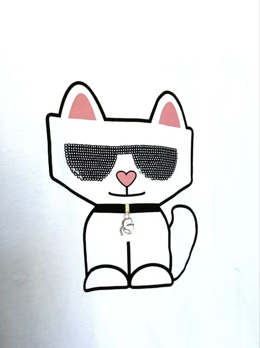 Маркова те иска Karl Lagerfeld ; нова с етикет; размер L; 95%памук