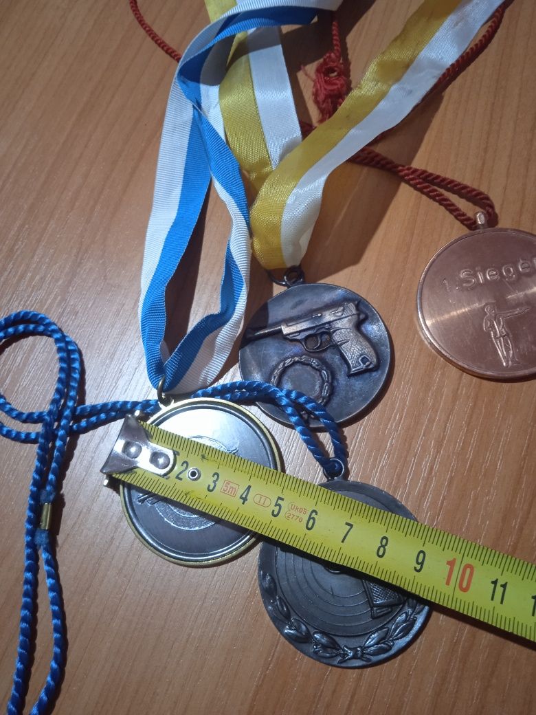 Placheta și medalii vintage tir sportiv
