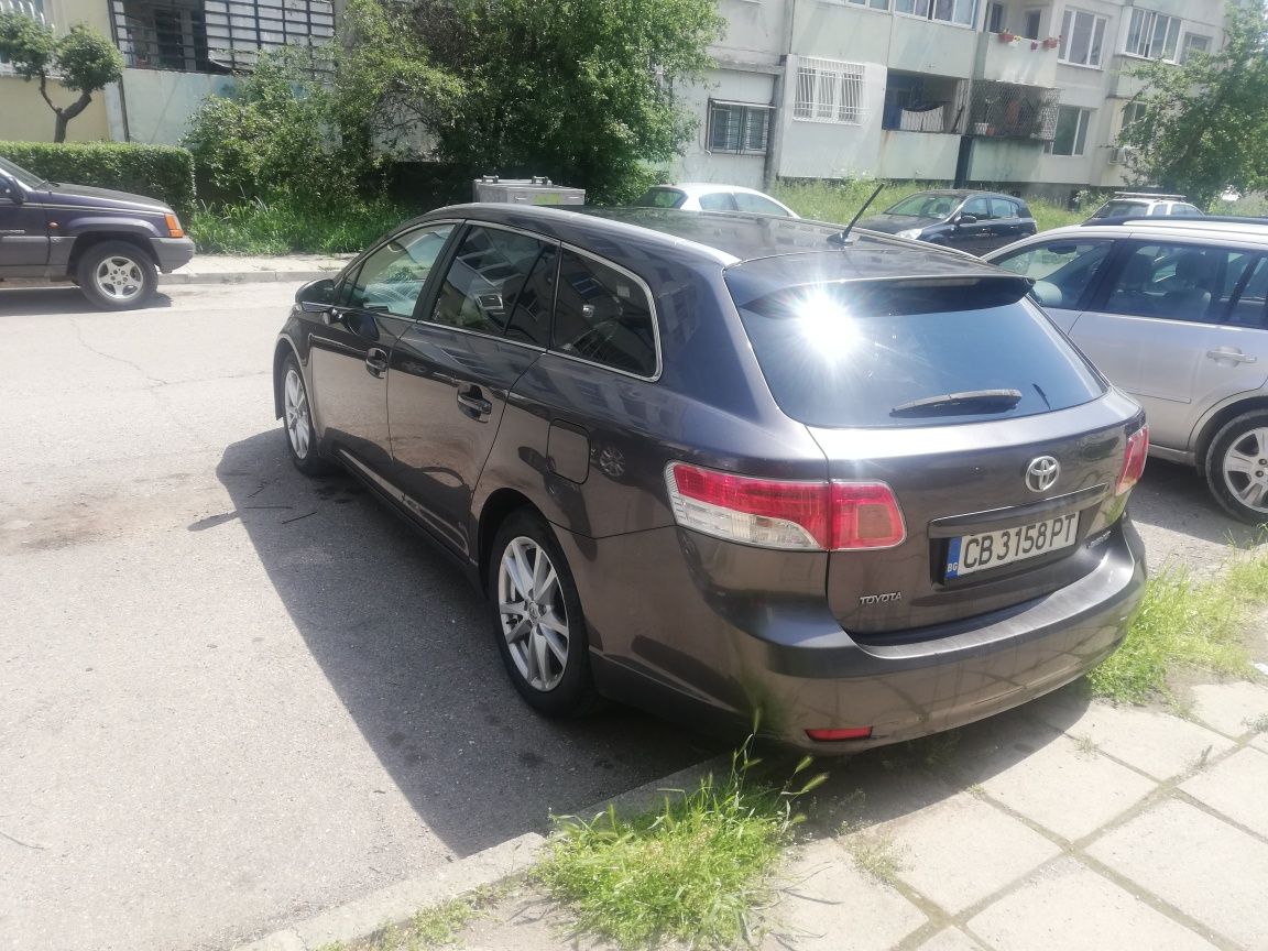 Toyota Avensis t27