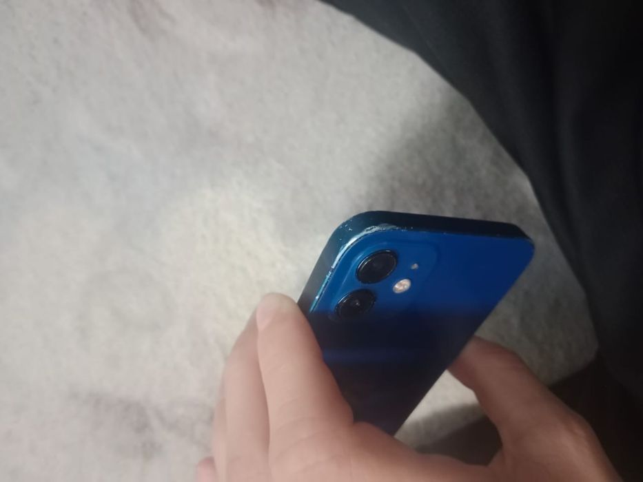 Айфон 12 в среднем