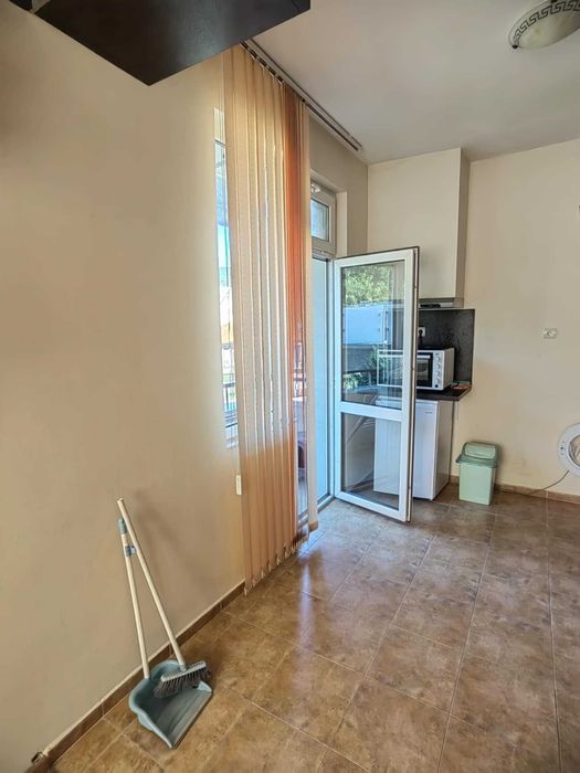 Дава се под наем Двустаен апартамент в Сливен, Център - 60 кв.м за 255 € - Снимка #11