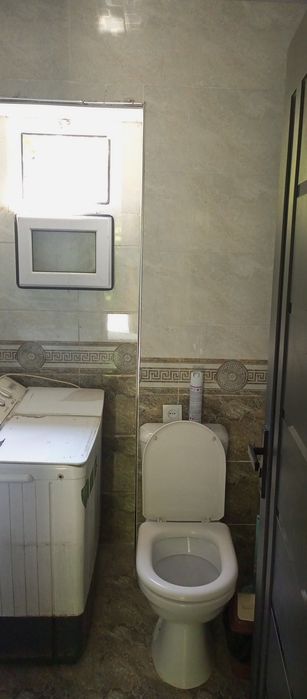 2xonali hovli arendaga beriladi 
2XONALI HOVLI BEKTEMIR TUMANI ROHAT P