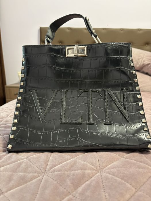 Чанта Valentino