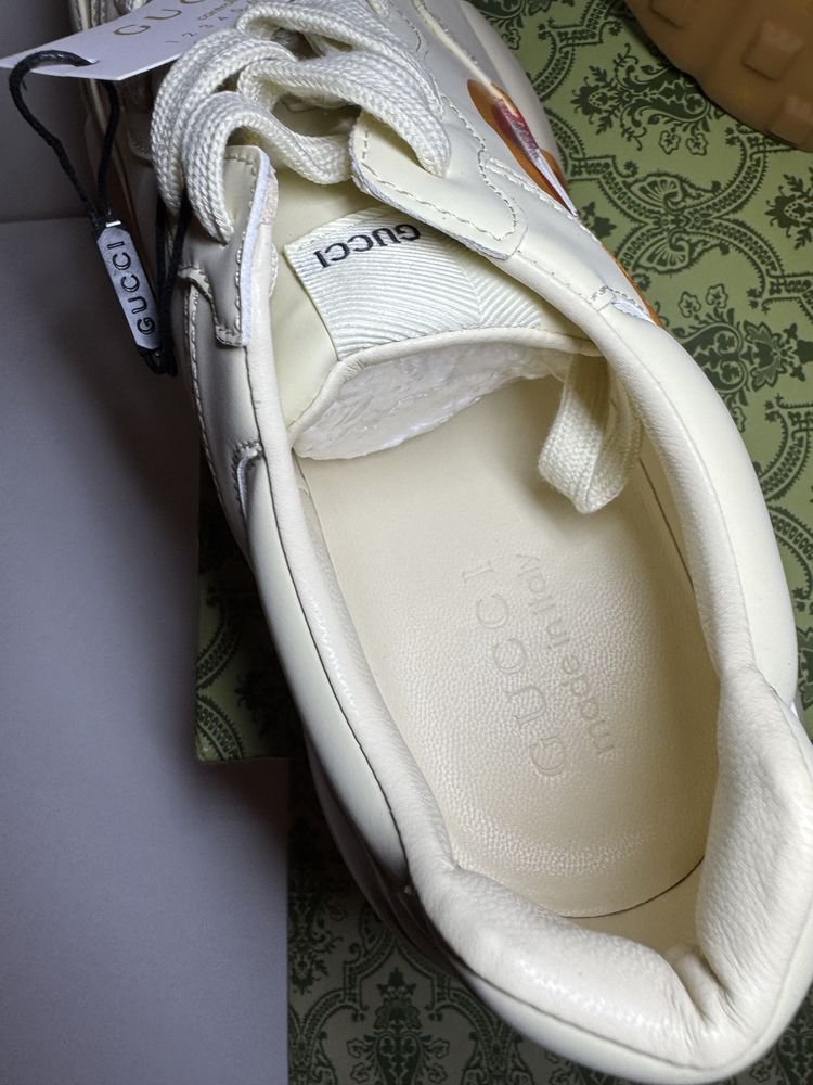Adidasi/Sneakers Gucci Rhyton interlocking g heart