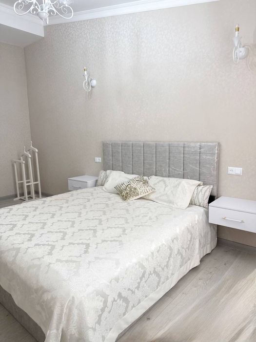 ЖК «Азия Хаус» ул. Иззат, ор-р Кадышева  2/8/8 Площадь: 44 м²