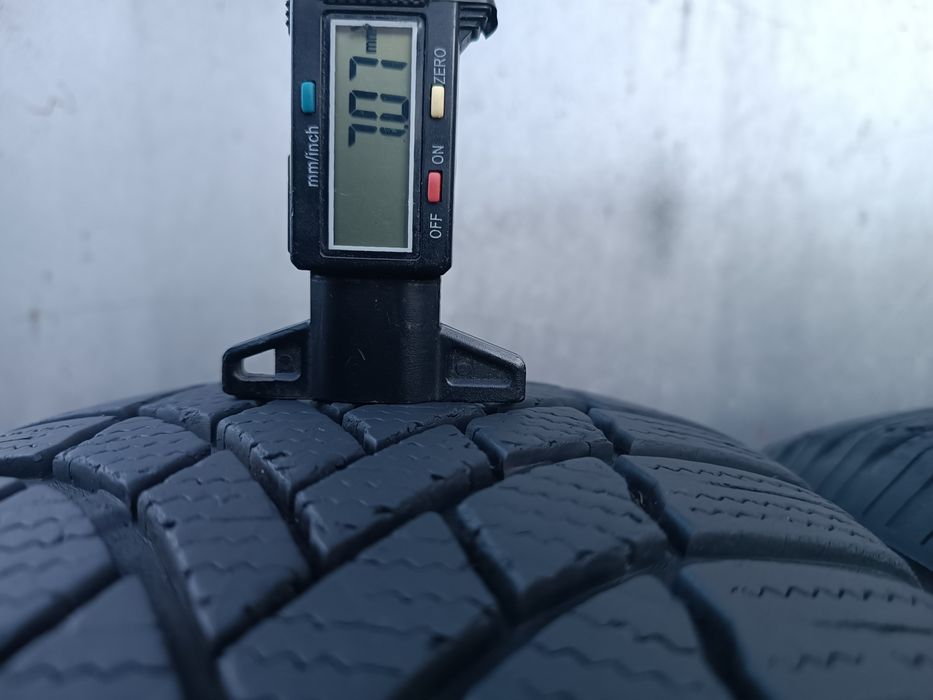 225/65/17 Bridgestone