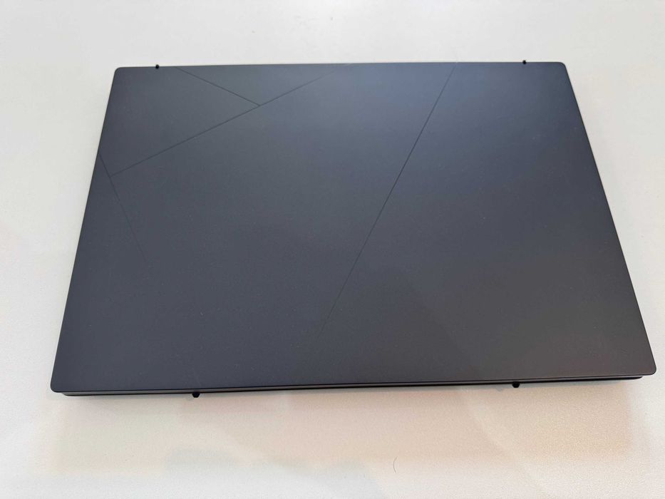 Laptop Asus ZenBook Duo 32GB Ultra 9 SSD 2TB GARANTIE