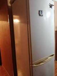 Продам холодильник требующий ремонта