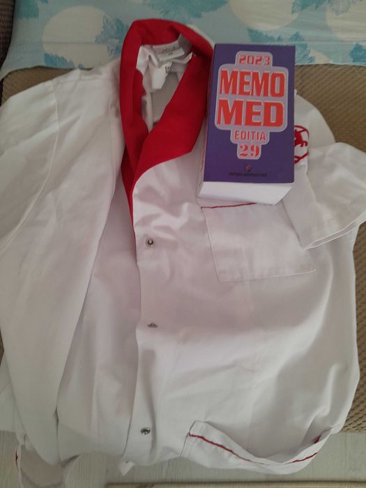 Bluza medicala si memomed
