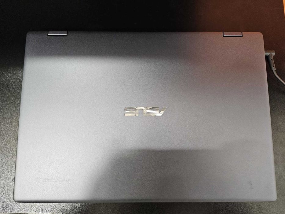 Hope Amanet P5-Laptop Asus AX201NGW ,i5-10210U/8 RAM/ 256 SSD